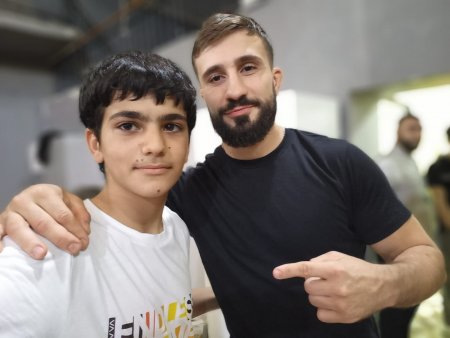 Adın Qüruru 